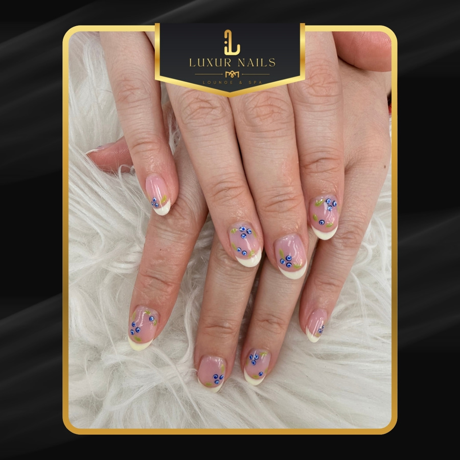 Luxur Nails Lounge & Spa